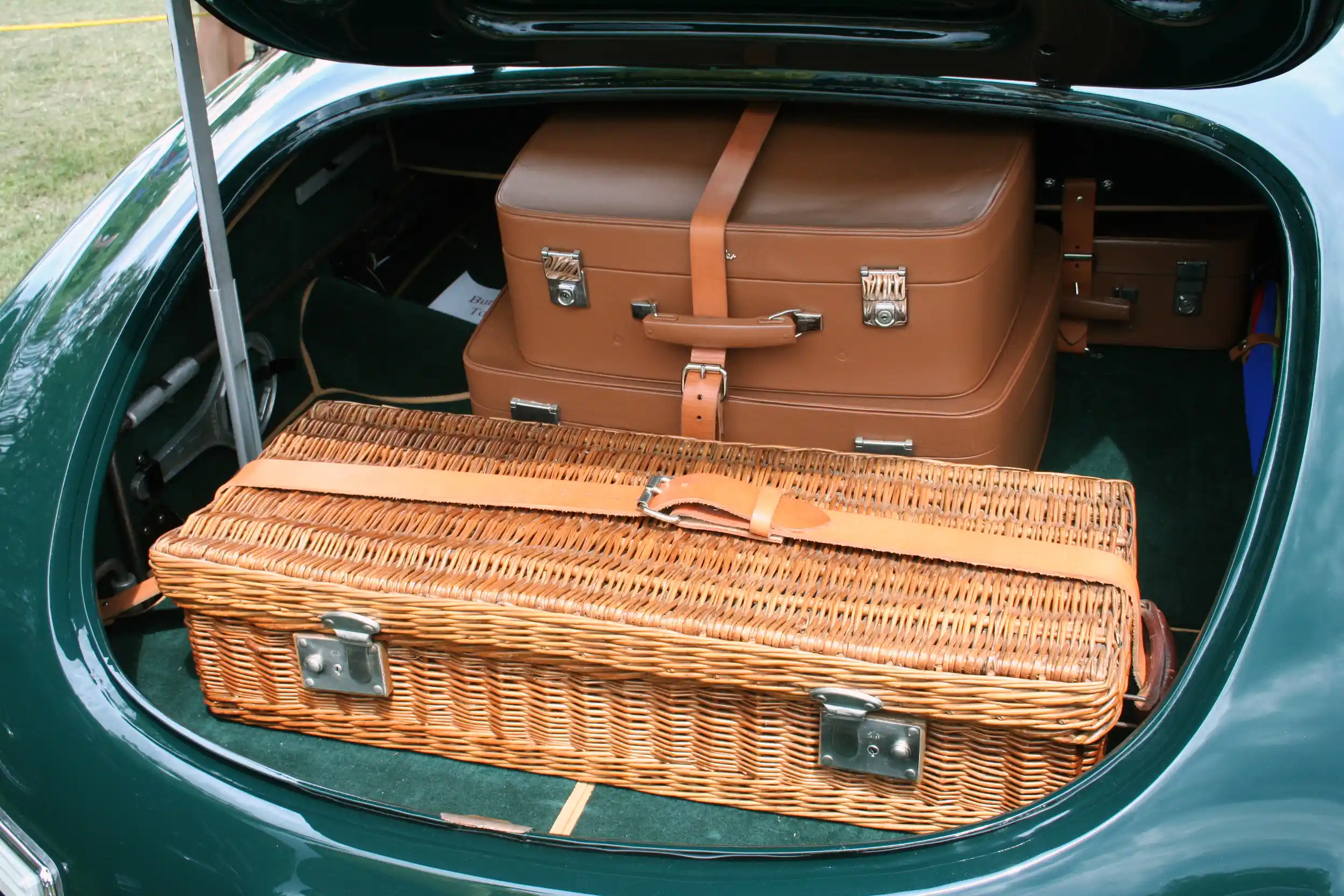 Bentley_luggage
